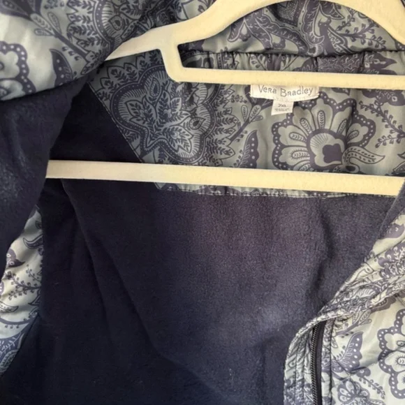 Vera Bradley Nylon Puffer Vest Fleece Lined Women's Size 2XL Grey Navy Floral - Picture 3 of 5